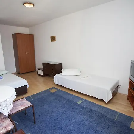 Lalic 마카르스카