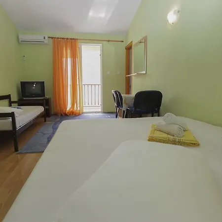 Lalic 마카르스카